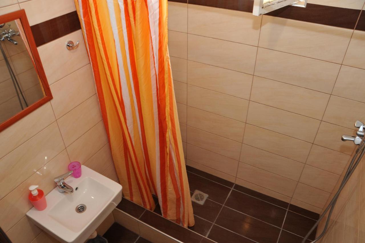 Guesthouse Bloutsos Rooms Kastrákion Eksteriør bilde