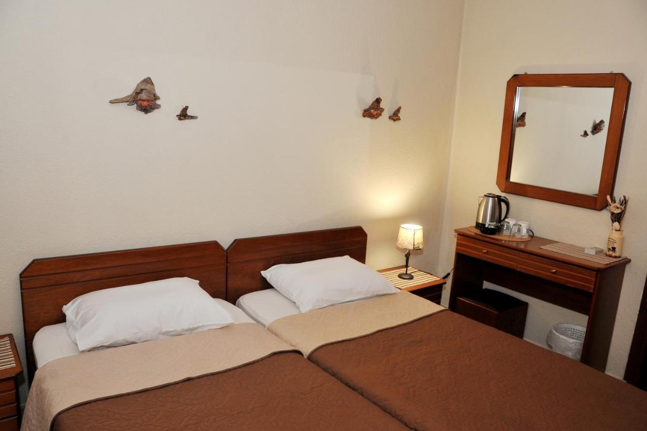 Guesthouse Bloutsos Rooms Kastrákion Eksteriør bilde